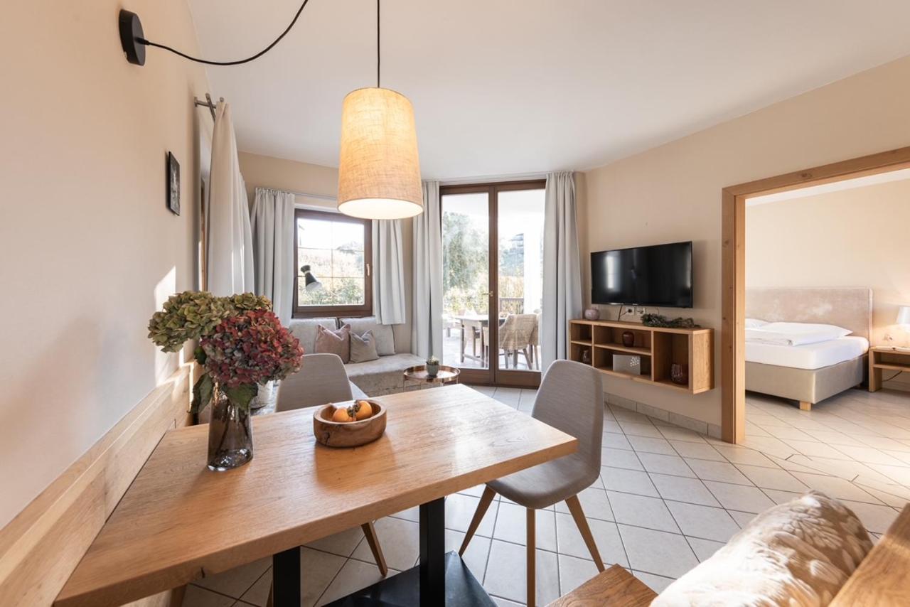Weingut Weidlhof - Suite & Breakfast - Vacation For Wine Lovers กัลดาโร ภายนอก รูปภาพ